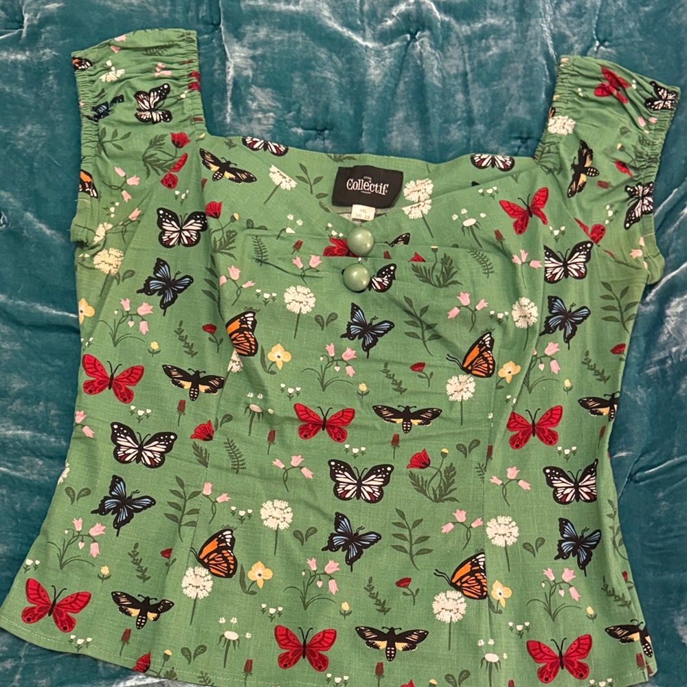 Collectif Dolores Green Butterfly Floral Pin Up Top UK22/US18